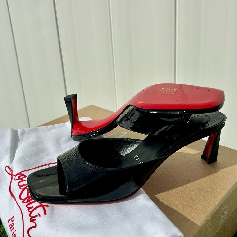 CHRISTIAN LOUBOUTIN CONDORA MULE 55 BLACK PAT. LEATHER SANDAL MID HEEL 37.5 NEW - Picture 2 of 16